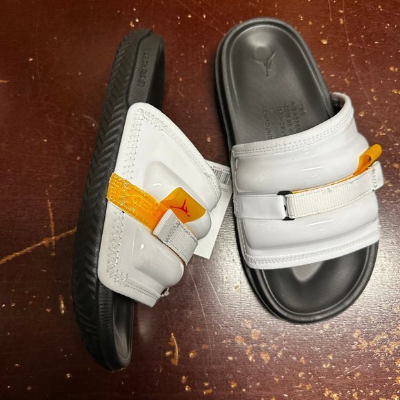 Jordan Men White Super Play DM1683-170 Comfort Slip On Slide Sandal Size US 8 - Picture 3 of 5